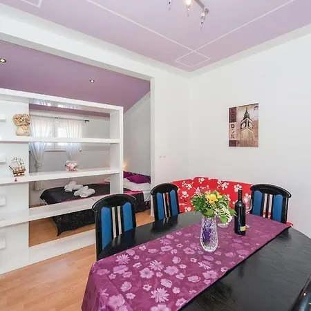Apartman Sibenik Apartment *